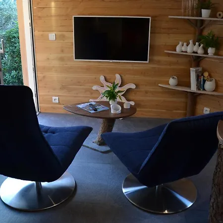 Le gîte du petit branché Mazan Esterno foto